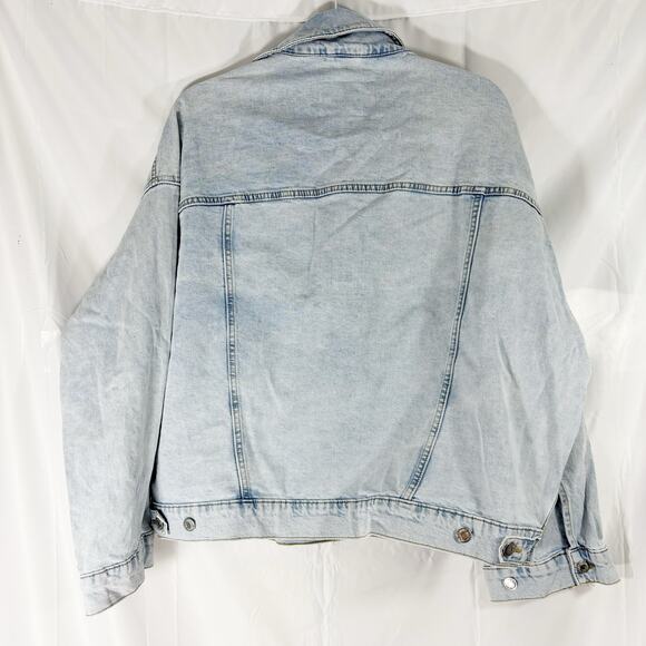 H&M &Denim Light Wash Jean Jacket Women’s Size M Button Front Casual Layering - Picture 2 of 5